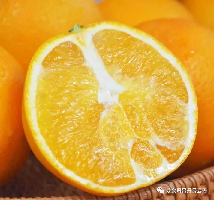 脐橙一天吃多少为宜(身体能获得什么好处？需注意哪些事项？)