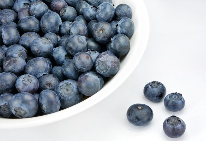 蓝莓的营养价值与挑选清洗方法，让你更懂它-安远脐橙