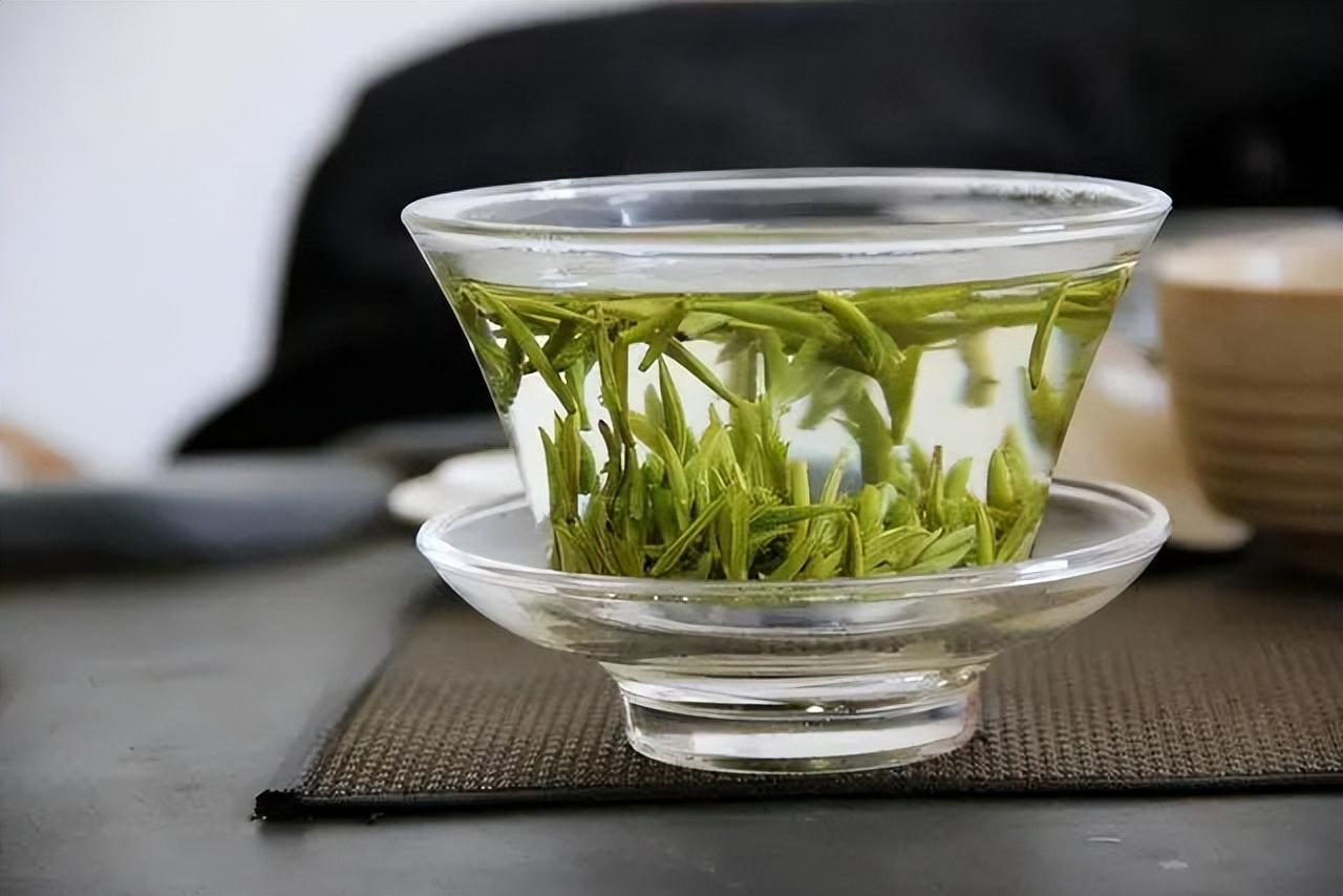 春天的一抹绿汉中仙毫，享受汉中茶的文化与好处